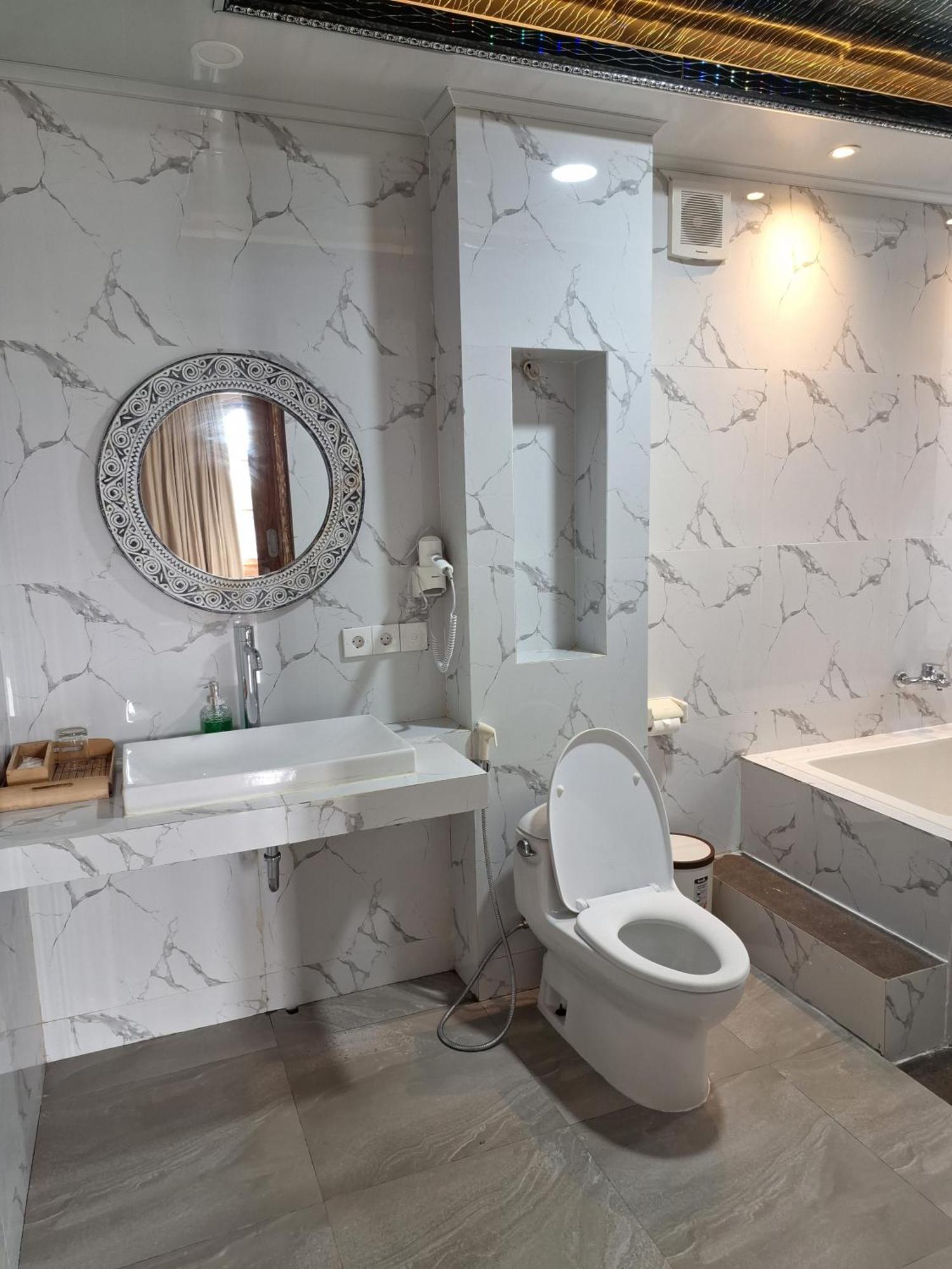 Grand Daghan Cottage Batununggul Екстер'єр фото